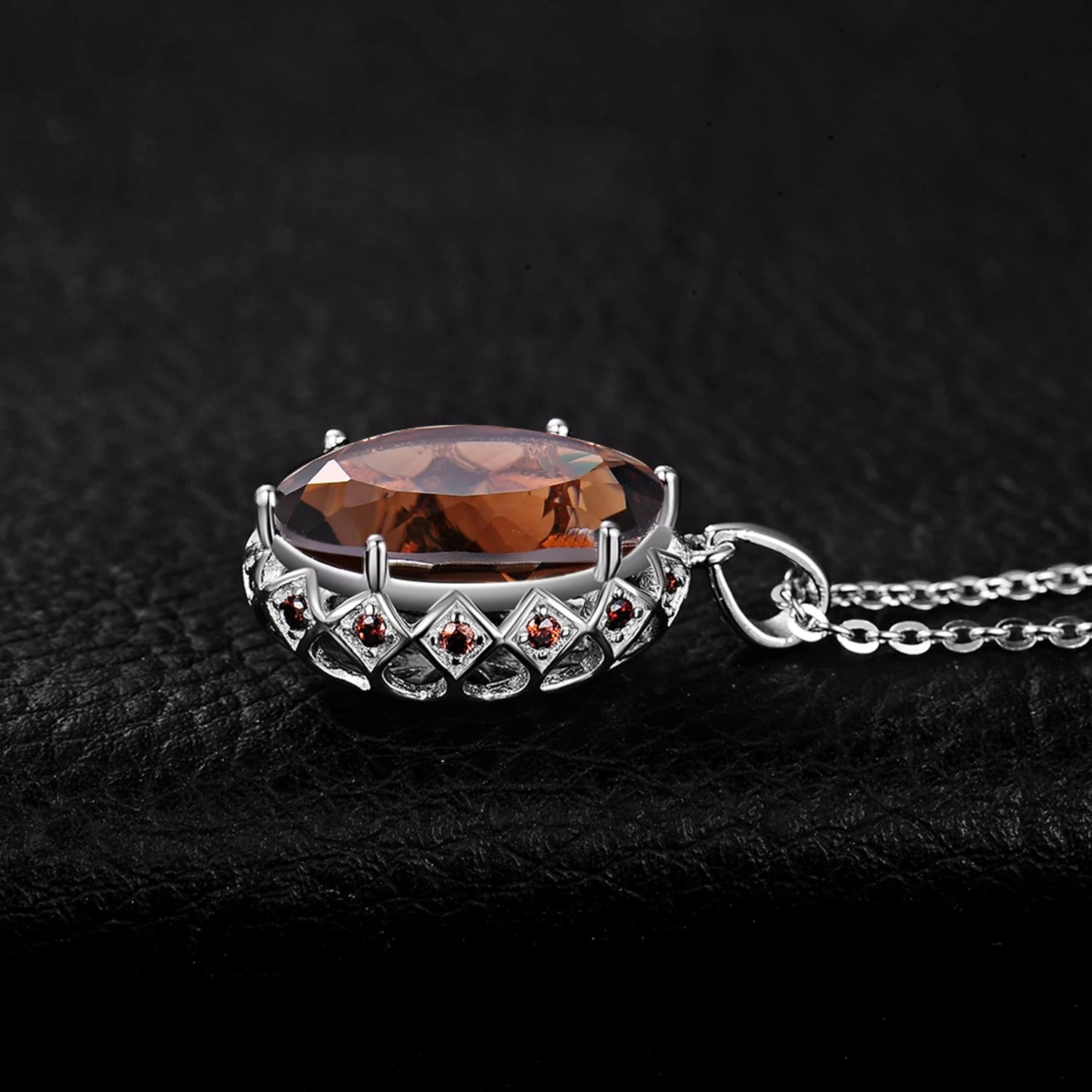 AVERLLA™ Elegant Smoky Quartz Pendant Necklace