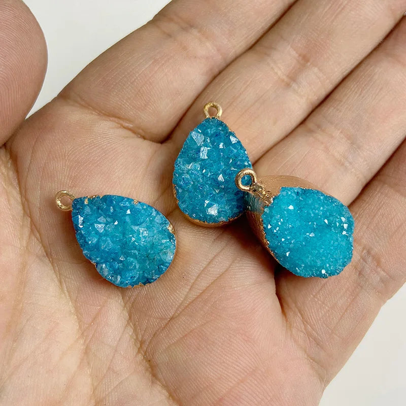 AVERLLA™ Natural Blue Druzy Stone Pendant