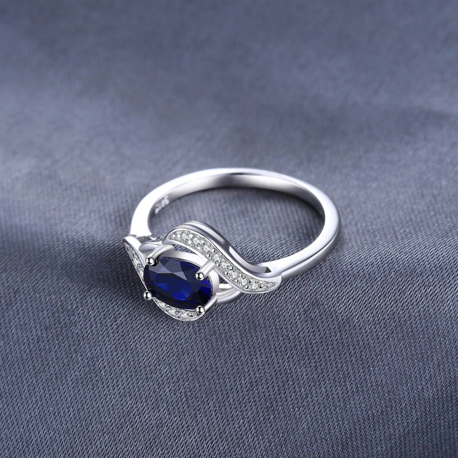 AVERLLA™ Blue Sapphire Halo Engagement Ring