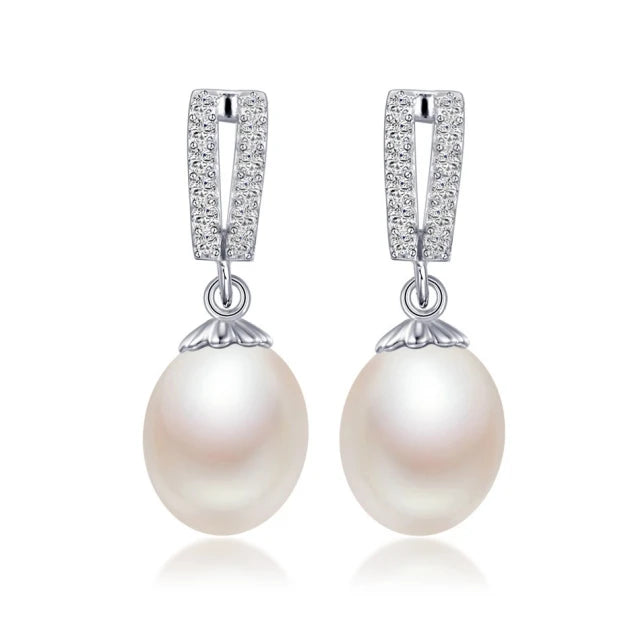 AVERLLA™ Luxe Natural Pearl Drop Earrings