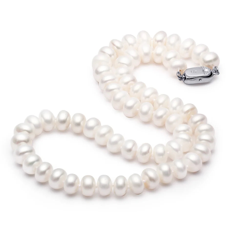 AVERLLA™ Elegant Freshwater Pearl Necklace