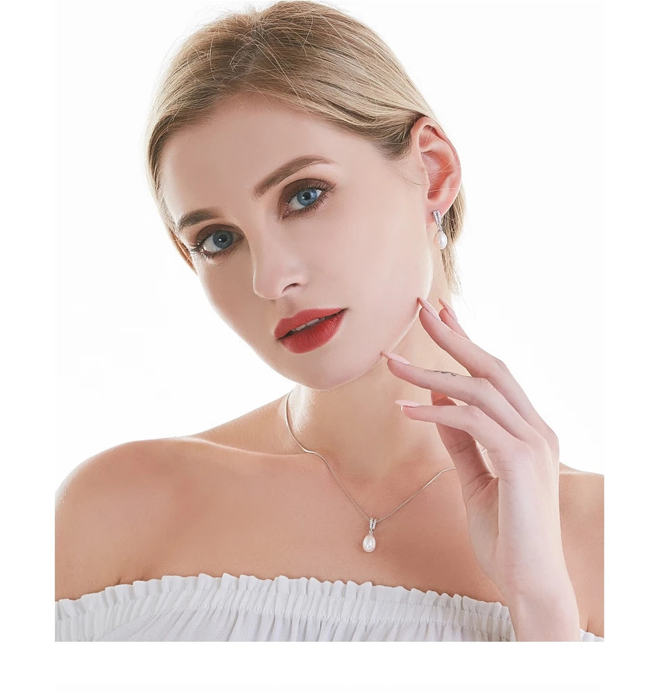 AVERLLA™ Luxe Natural Pearl Drop Earrings