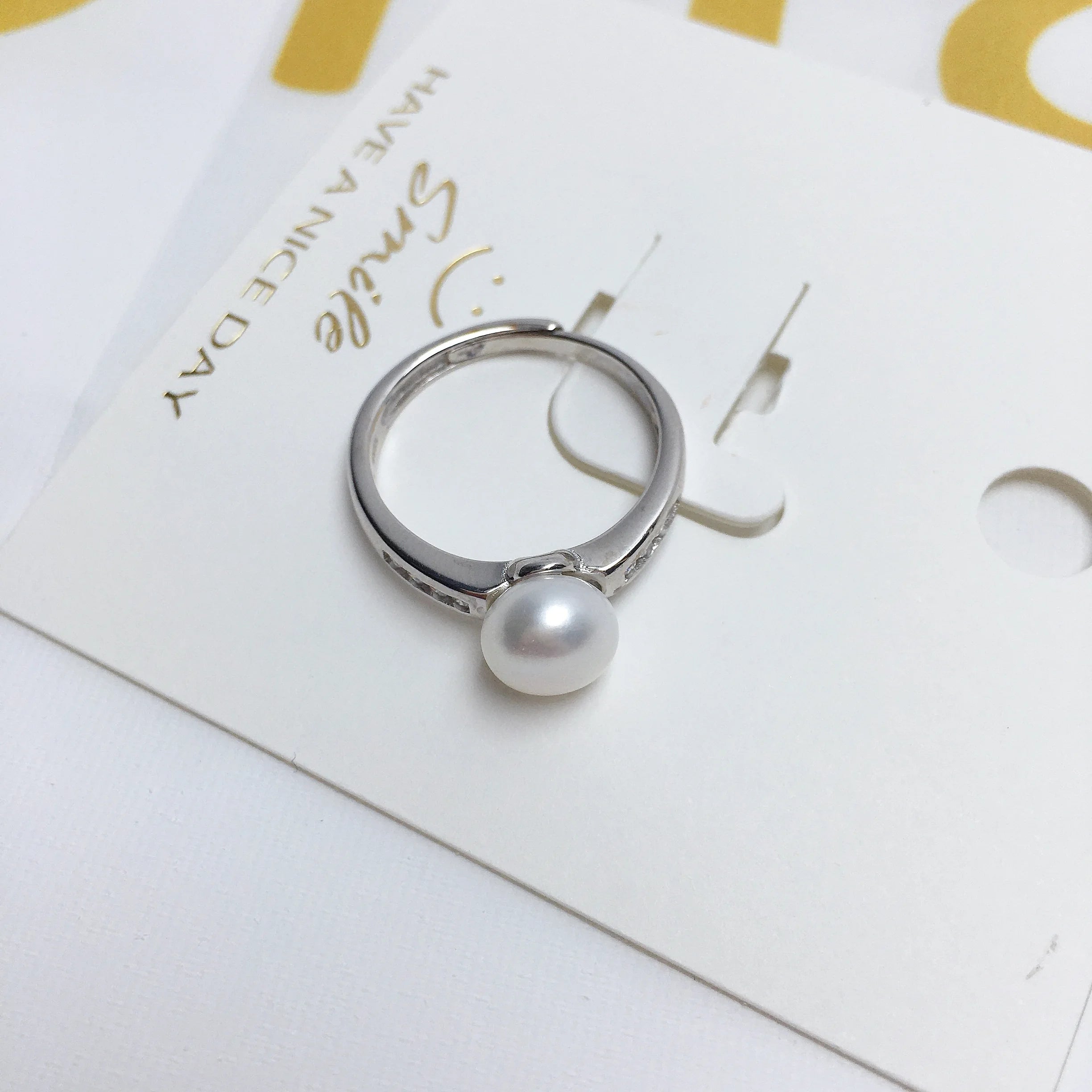 AVERLLA™ Luminous Pearl Elegance Ring