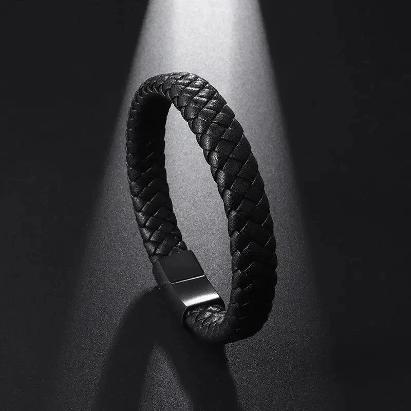 AVERLLA™ Black Magnetic Leather Bracelet