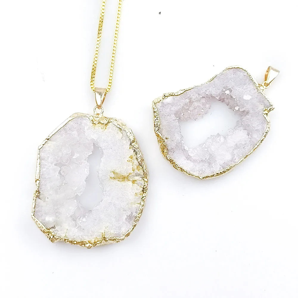 AVERLLA™ Natural Agate Druzy Pendant Necklace