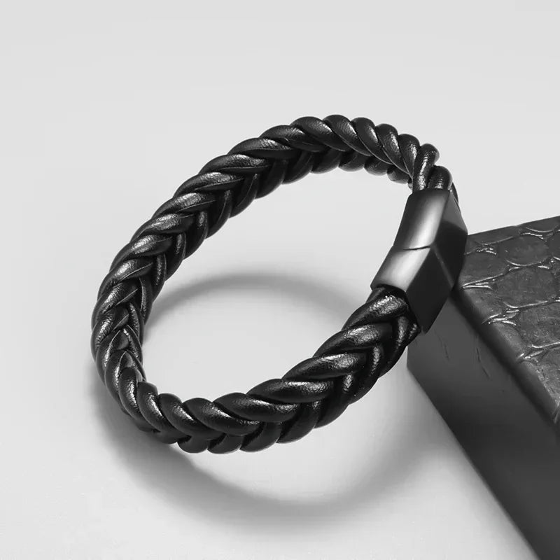 AVERLLA™ Black Magnetic Leather Bracelet