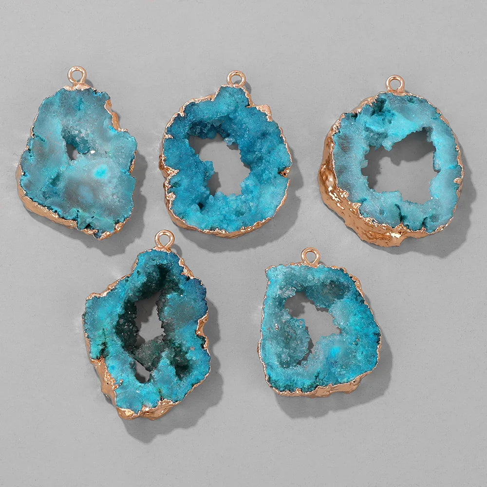 AVERLLA™ Blue Quartz Druzy Slice Healing Crystal Pendant Necklace & Earrings Set