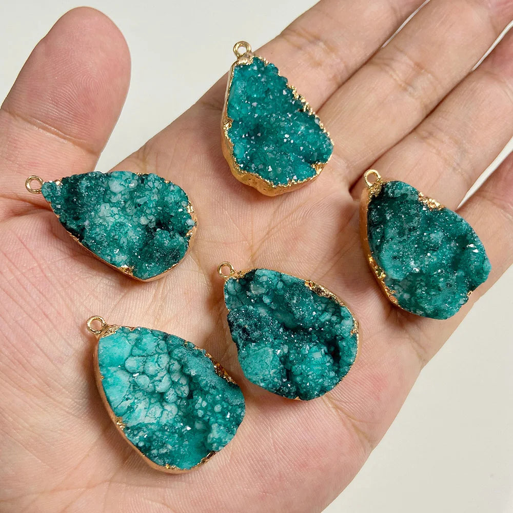 AVERLLA™ Natural Agate Druzy Geode Pendant