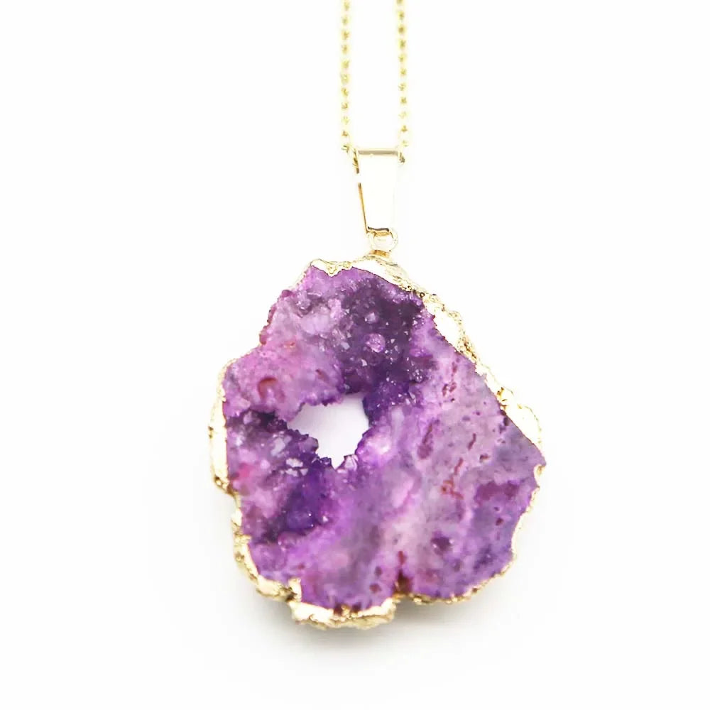 AVERLLA™ Natural Black Agate Druzy Necklace – Irregular Topaz Pendant Charm