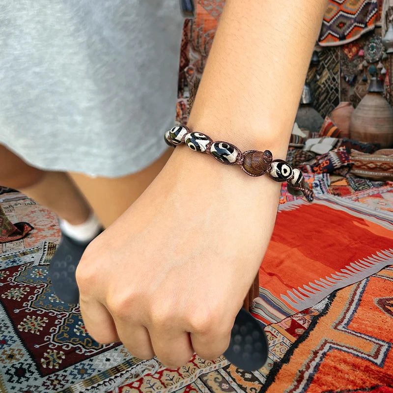 AVERLLA™ Tibetan Dzi Healing Bracelet